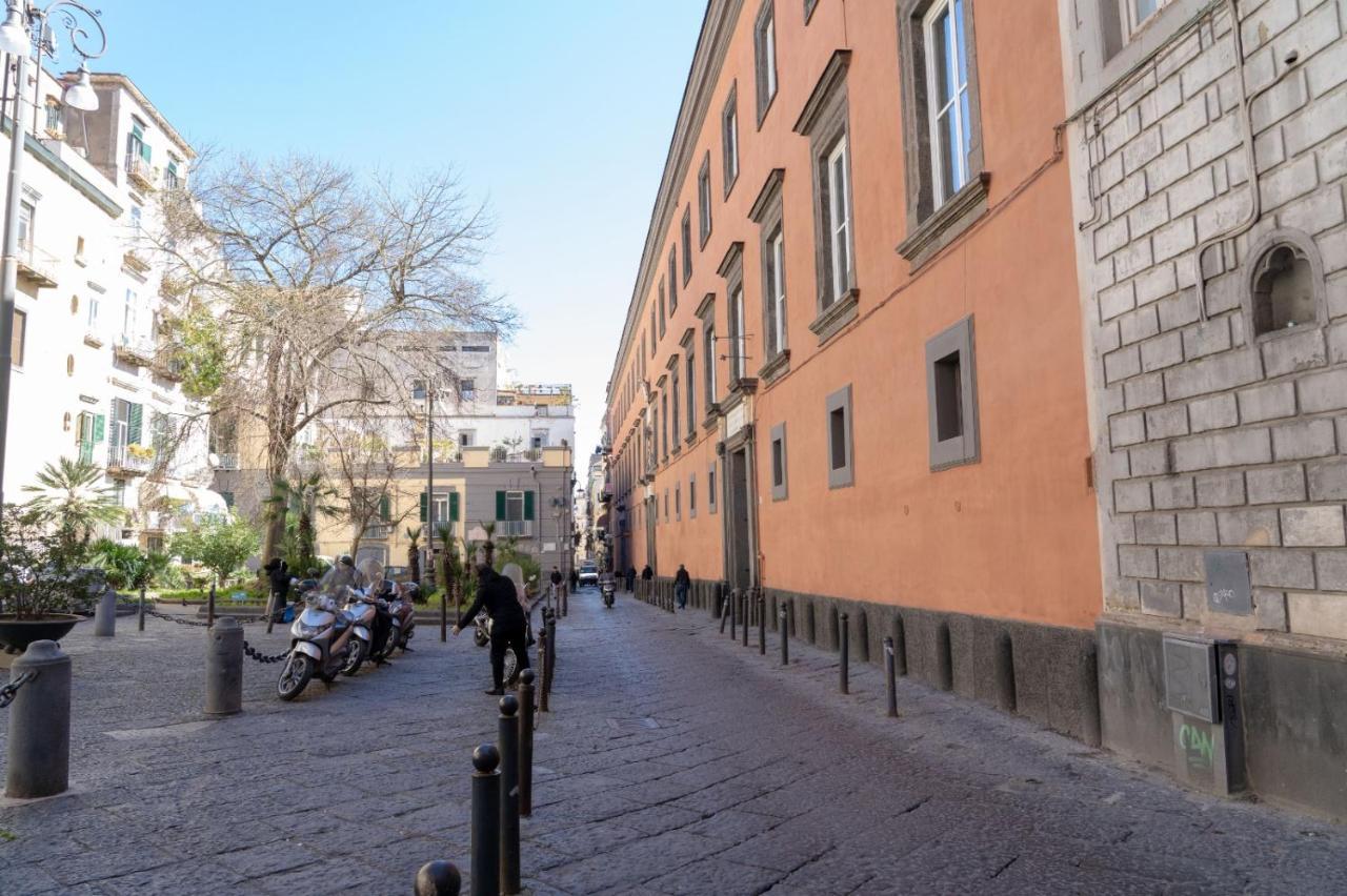 Diego Hause Duomo Naples Luaran gambar
