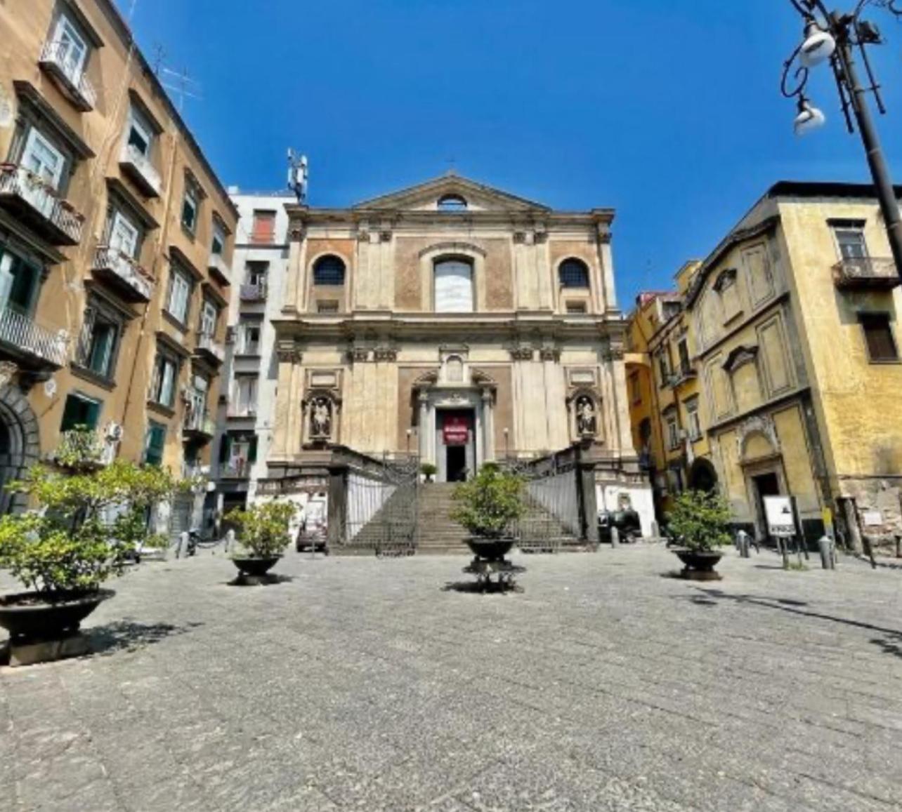 Diego Hause Duomo Naples Luaran gambar